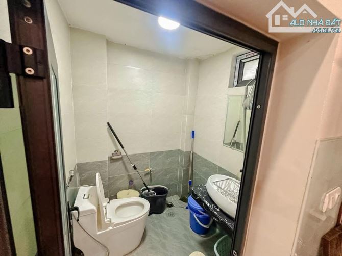 Bán nhà Kim Ngưu 44m2, 4 tầng, 4 ngủ, 2 mặt thoáng, ngõ phân lô, gần oto. Giá 7.25 tỷ sđcc - 4