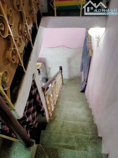 BÁN NHÀ NGHI TÀM, TÂY HỒ, NHÀ 2 THOÁNG TRƯỚC SAU, BA GÁC ĐỖ CỬA, 50M RA NGÕ Ô TÔ - 4