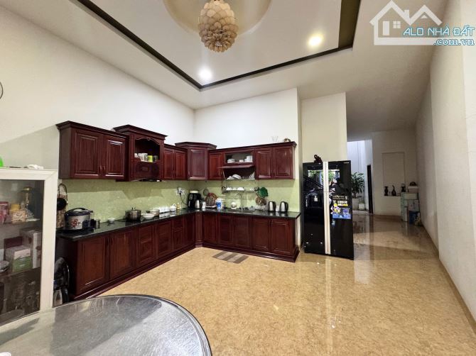 🏛️ Nhà 2 tầng mặt Đồng Khởi kinh doanh sầm uất chỉ 7,5 tỷ - 4