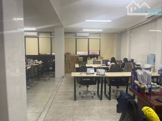 Ô TÔ TRÁNH - VỈA HÈ - THÁI HÀ - ĐỐNG ĐA - TÒA VP 100M2 - 7 T THANG MÁY - MT 8M - GIÁ TỐT - 4