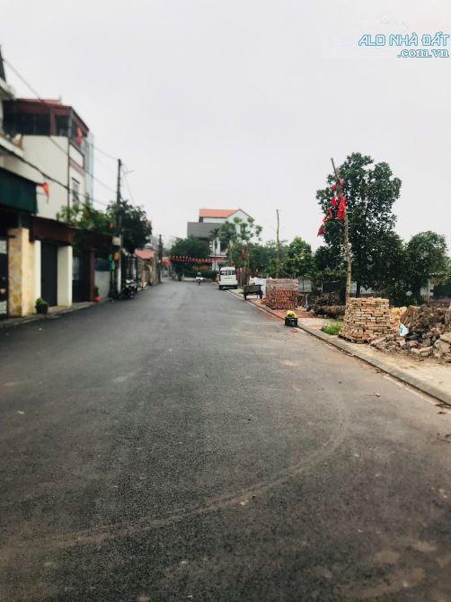 CHỦ NHIỆT BÁN 70m2 ĐẤT VIỆT HÙNG Ô TÔ ĐỖ CỬA, NẰM NGAY SÁT BÌA LÀNG VỊ TRÍ CỰC ĐẸP. - 4