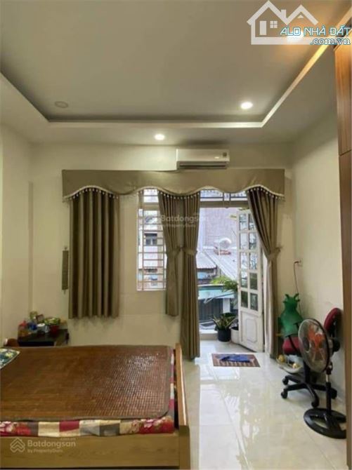 Bán nhà mới Tả Thanh Oai gần đường ô tô móng 5 tầng ở ngay! Diện tích: 38m nhà 3 tầng 3,5 - 4