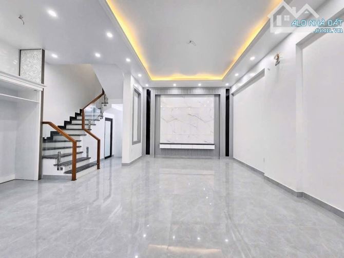 Phố Trực Cát - Xây Mới 4 Tầng Độc Lập - VF3 đỗ cửa - 4