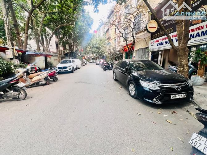 Bán nhà phân lô Hoàng Quốc Việt, Phạm Tuấn Tài,2 Ô tô tránh,Thang máy,KD 60m2*7T*19 tỷ*1 - 4