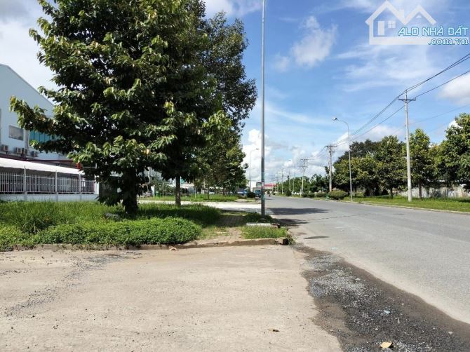 Cho thuê kho xưởng kCN Long Hậu Long An- 5000 m2- 330 triệu/tháng - 5