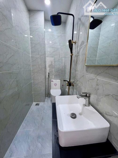 🌾NHÀ 3TẦNG ĐẸP LUNG LINH, HẺM XE TẢI NGAY ĐƯỜNG LÒ LU 61M, PHƯỜNG TRƯỜNG THẠNH,5,8 TỶ TL - 5