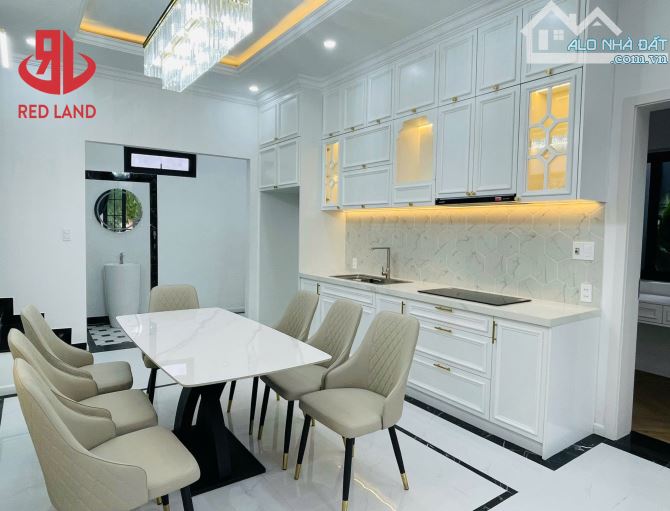 🌇 Mở Bán 4 Căn Biệt Thự Tân Cổ Điển - Cách Mặt Tiền HUYỀN TRÂN CÔNG CHÚA Chỉ 100m - 5