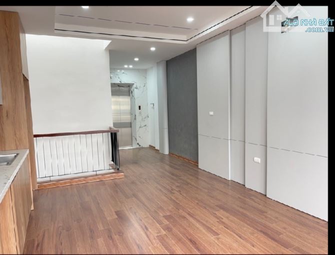11.3 Tỷ/ 53 M2/6 Tầng Thang máy/4.2 Mt/ Đàm Quang Trung - 5