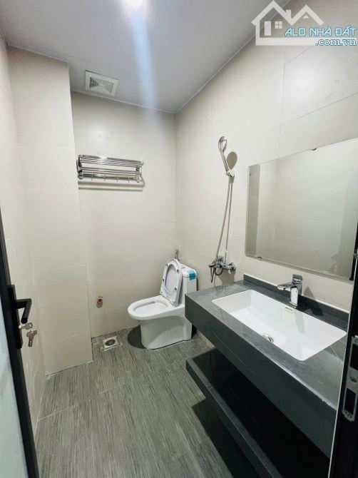 Bán nhà phố Lê Thanh Nghị, 54m2, gần phố, cho thuê 60tr/tháng - 5