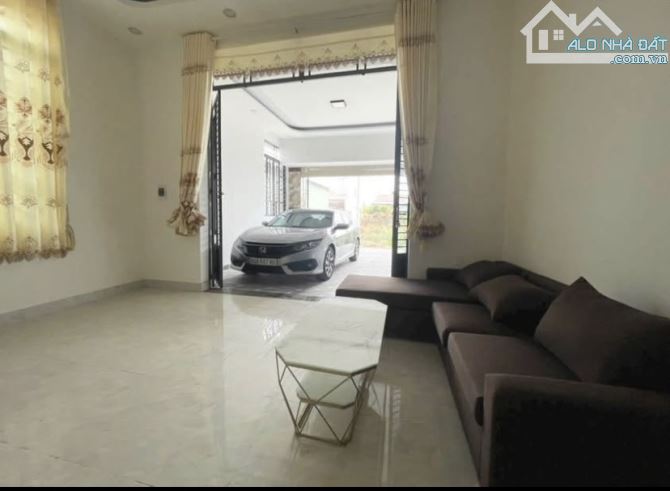 🆘BÁN NHÀ THỔ CƯ SỔ RIÊNG GẦN UỶ BAN PHƯỜNG TRẢNG DÀI BIÊN HOÀ  ✅Diện Tích : 5X18m ( 2 Mặt - 6