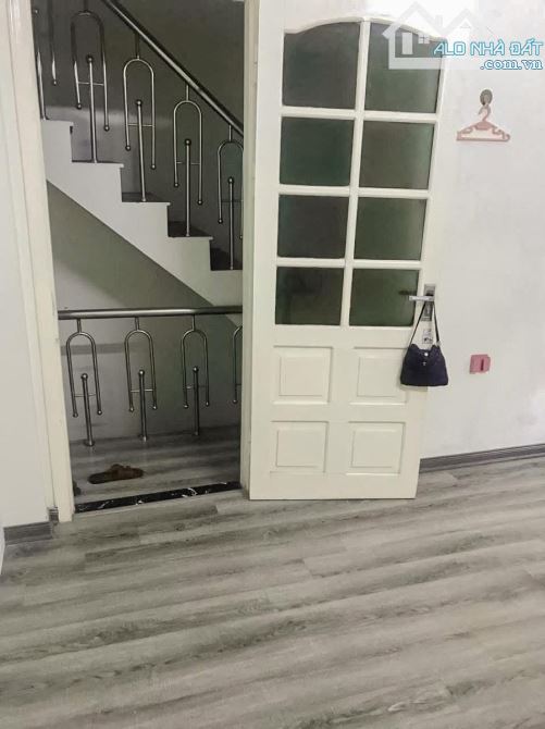Bán nhà Kim Ngưu 44m2, 4 tầng, 4 ngủ, 2 mặt thoáng, ngõ phân lô, gần oto. Giá 7.25 tỷ sđcc - 6