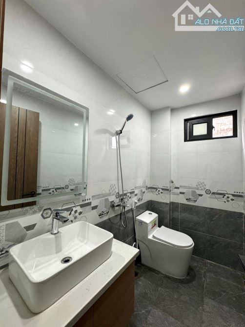 Bán nhà Nguyễn Văn Cừ 36mx 5 tầng 6,2 tỷ - 6