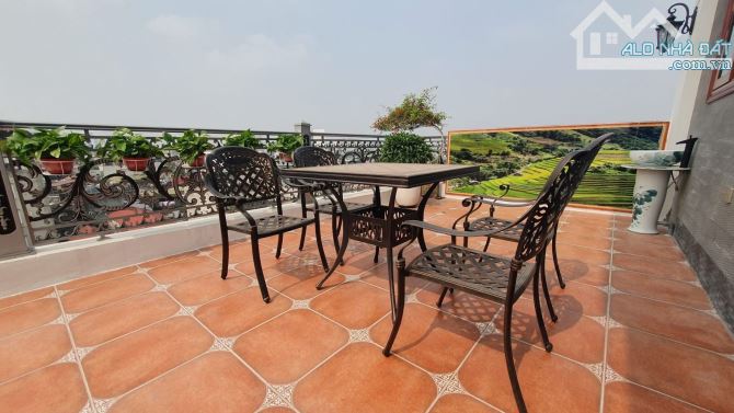 BÁN NHÀ SIÊU VIP-GIẢI PHÓNG-THANH XUÂN-95M² x 9T-MẶT TIỀN 8M-NHÀ MỚI-THANG MÁY-Ô TÔ TRÁNH - 7