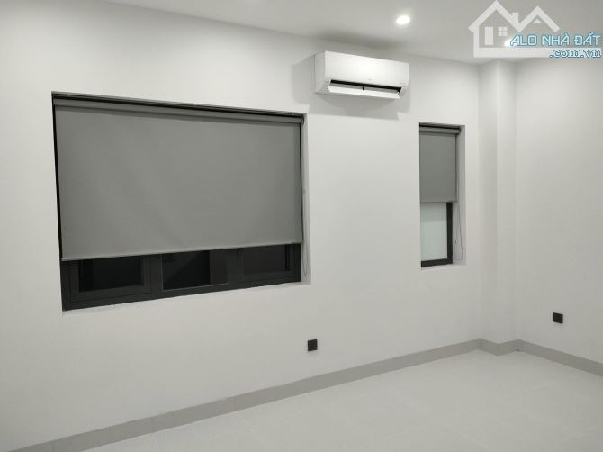 Cho thuê căn liền kề Lý Sơn Ngọc Thụy 70m2 6 tầng 8 phòng ngủ có thang máy giá 23tr/tháng. - 8