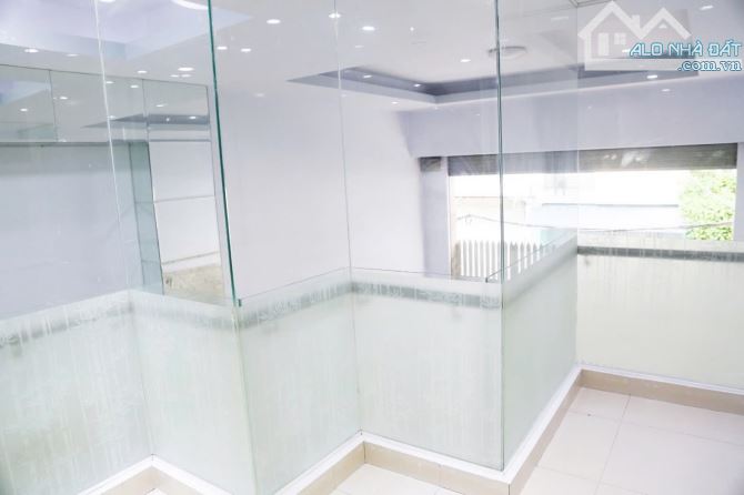 Hẻm xe tải 5m trần hưng đạo quận 1 có dòng tiền 50tr/tháng - 9