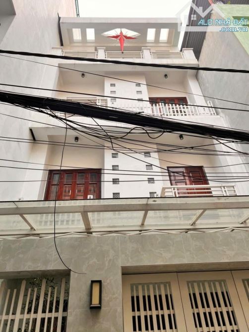 NHÀ ĐẸP GẦN HỒ ĐỀN LỪ – DÂN XÂY CHẮC – Ô TÔ ĐỖ CỬA, 77M, MT 5,8M ,1X TỶ