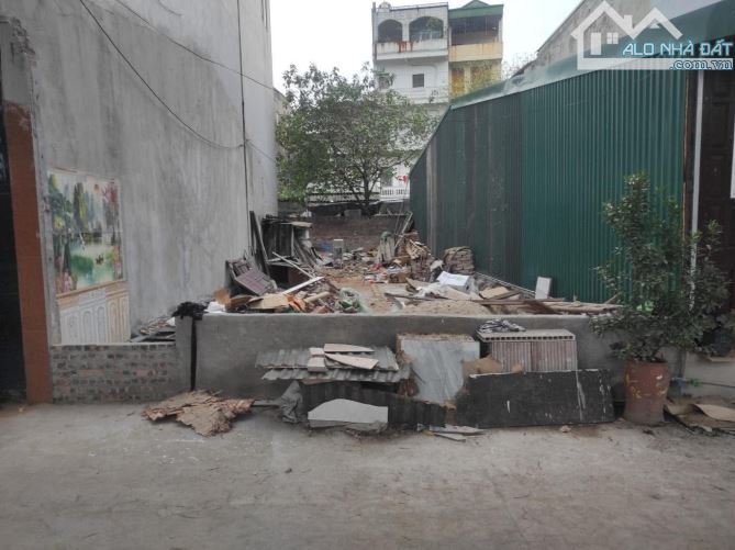 Cần bán gấp 102M đất thổ cư Hà Huy Tập- Gia Lâm- ô tô tránh- ngõ thông