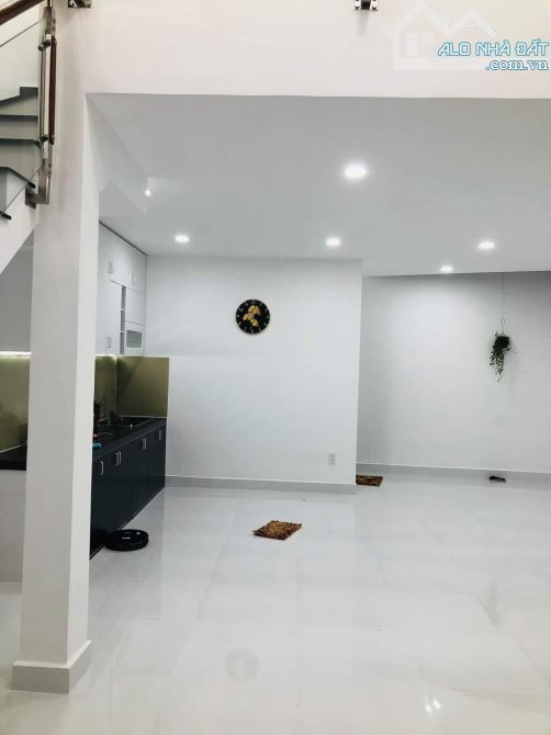 HXH - NHÀ XINH - NGANG 6.5M - KINH DOANH ONLINE - CHO THUÊ - CÁCH MẶT TIỀN 30M2.