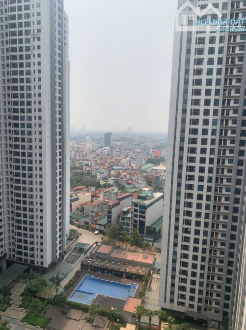 Cần bán gấp Căn Chung Cư Ruby Goldmark City 136 Hồ Tùng Mậu phố người Hàn sinh sống.