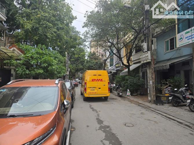 MẶT NGÕ KINH DOANH NGUYỄN CÔNG HOAN 14.6 TỶ 40m2 5T MT 5m, VỈA HÈ 2 Ô TÔ TRÁNH DỪNG ĐỖ