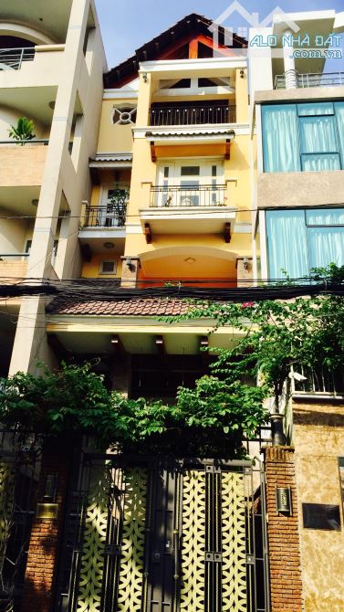 Bán Nhà Hiếm Hẻm 158 Hoàng Hoa Thám, DT 4x20m, 4 Tầng Đẹp, Gần Ga T3 – Giá 13,5 Tỷ