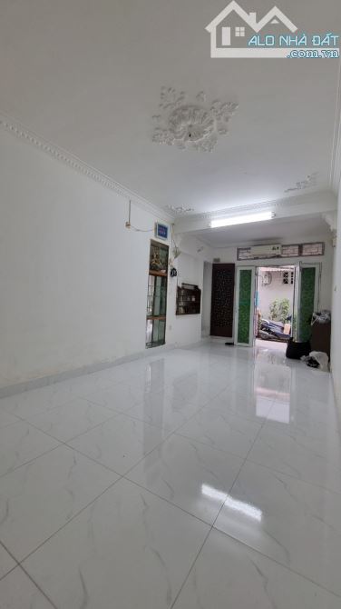 Cần cho thuê căn hộ tầng 1 khu  Thành Công, quận Ba Đình, Hà Nội
