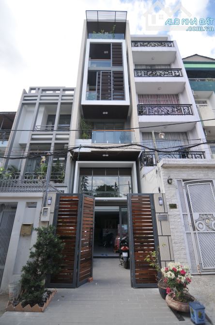 Bán nhà mặt phố tại Nguyễn Thượng Hiền, 16,2 tỷ, 100m2, xây dựng cao tầng, giáp Phú Nhuận