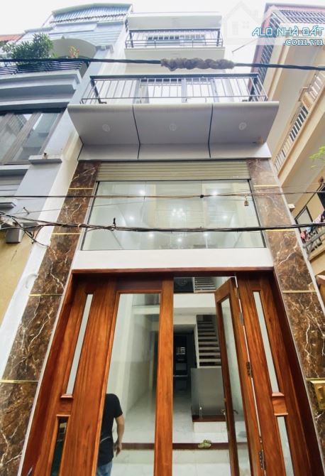 Nhà riêng tại Đa Sỹ, Hà Đông, ngõ thông, gần ô tô, 45m2 giá hơn 8 tỷ