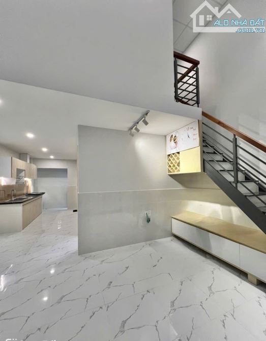 Bán nhà 2 tầng - KDC văn minh, Huỳnh Tấn Phát, gần Phú Mỹ Hưng, giá 4.9 tỷ