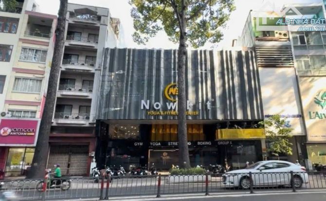 Cho thuê nhà số 33-35 Đường 3 Tháng 2  P11, Q 10