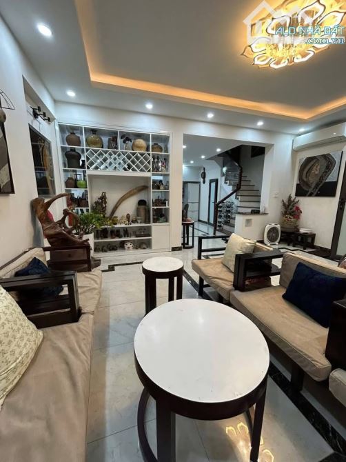 Siêu phẩm Kim Mã - Ba Đình , Đẹp như Mối Tình Đầu 56m*4T chỉ nhỉnh 12tỷ, mua về là có ty