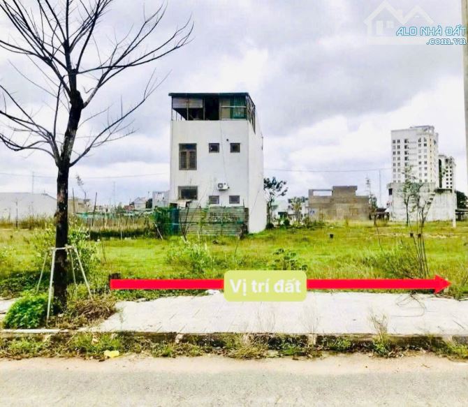 CHÍNH CHỦ BÁN LÔ ĐẤT NỀN KHU DÂN CƯ TÂN ĐỨC ĐỨC HOÀ 140M2 GIÁ 1TỶ50/SHR BAO SANG TÊN MT824