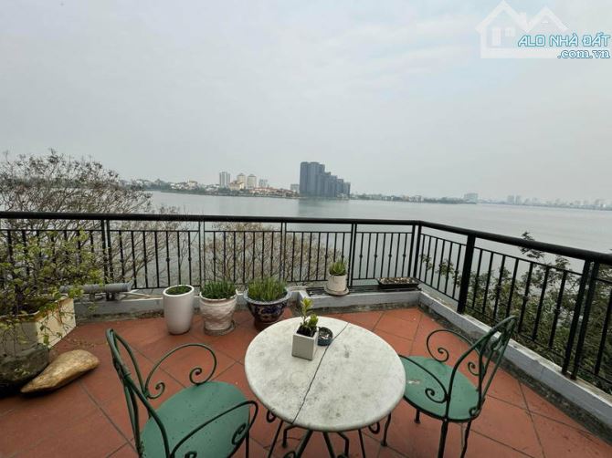 Bán Nhà mặt Hồ Tây - Phố Nhật Chiêu 95m2, 5 tầng kinh doanh - Giá 95 tỷ
