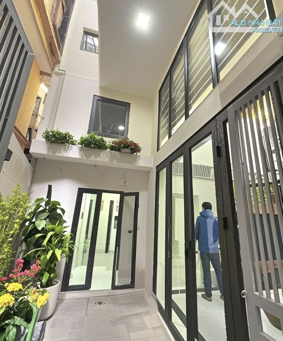 Bán Nhà 5T Thang Máy  Bạch Mai - Hồng Mai – SĐCC 45M Nhỉnh 8 Tỷ
