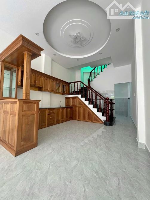 🏠 BÁN NHÀ 1 TRỆT 1 LẦU MẶT TIỀN PHAN CHU TRINH – GẦN BIỂN BÃI TRƯỚC – KINH DOANH SẦM UẤT