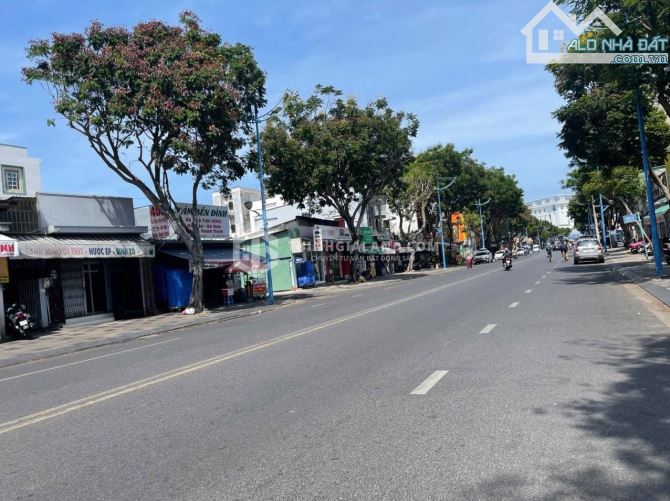 Cần tiền bán nhanh căn nhà cấp 4 mặt tiền Hoàng Hoa Thám bãi trước Vũng Tàu