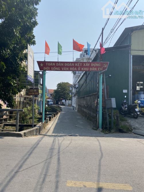 Nhà 2 Mặt Tiền Kiệt Ô tô Phan Chu Trinh - Gần Đường Chính