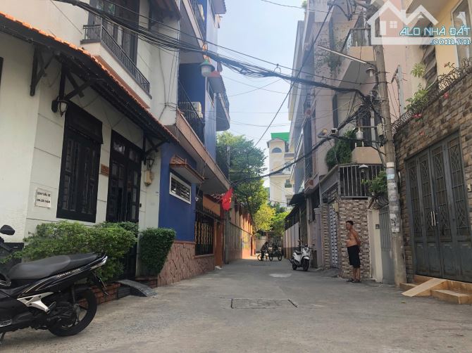 Bán Góc 2MT Bùi Thị Xuân, P.1, Tân Bình – 15x16m, CN 240m² – Đất Trống, Phân Lô –29 Tỷ TL