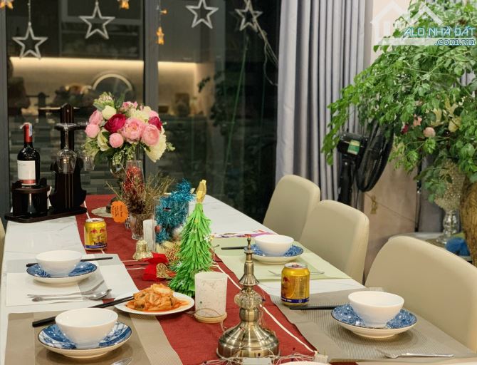 Bán biệt thự Trung Văn Hancic-Nam Từ Liêm-Lô góc- Kinh Doanh-MT 10m-DT 120m2-4T-28 tỷ
