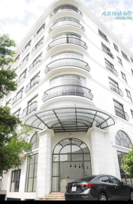 Bán tòa nhà Mặt Tiền Đường TRẦN BÌNH TRỌNG, PHƯỜNG 01, Gò Vấp