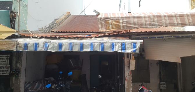GÒ VẤP, LÊ THỊ HỒNG, BÁN NHÀ C4 MT CHỢ CC26 DT 6.3 x 18m, GIÁ 12.5 TỶ