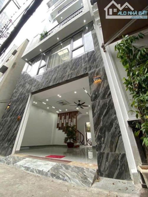 BÁN NHÀ HỒNG TIẾN 42M2, 6 TẦNG THANG MÁY, NGÕ THÔNG, GẦN CẦU CHƯƠNG DƯƠNG
