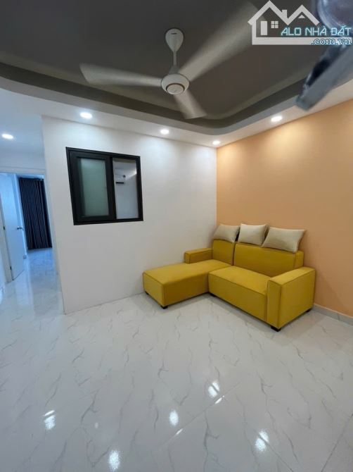 Nhà CC ĐẸP Ở NGAY -  Phan Văn Trị - Bình Thạnh - 2PN,WC - DT 42m2 - Hơn 2 tỷ