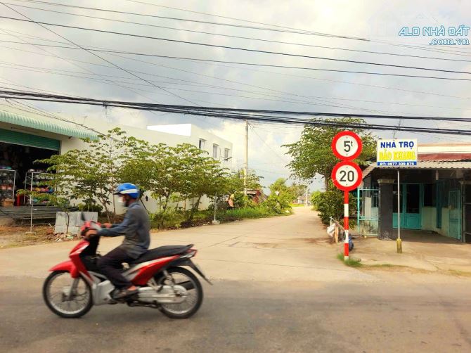 Chỉ 1.3 tỷ sở hữu 1486m2 đất có 235m2 thổ đường xe tải