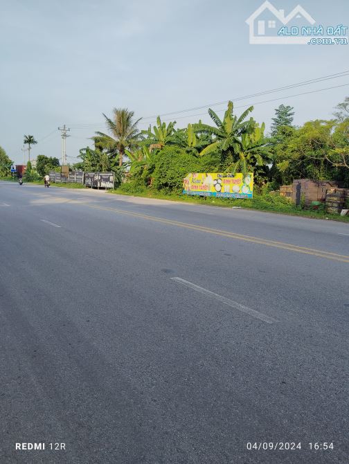 Bán đất - Xã Lô Giang,đầu tư,giữ tiền,Vị trí đẹp,ô tô đỗ cửa,DT: 100m,Giá:1,45 tỉ