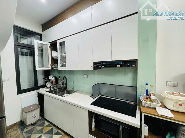 Nhà Bà Triệu- 38m2- ô tô đỗ gần- 5 tầng- 6.7 tỷ