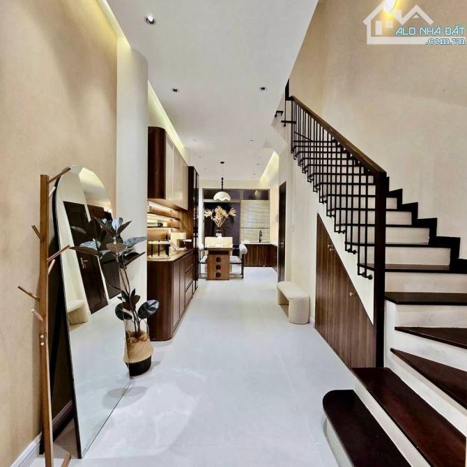 BÁN NHÀ 3 TẦNG FULL NỘI THẤT – KIỆT HOÀNG DIỆU – BÌNH THUẬN – HẢI CHÂU – ĐÀ NẴNG