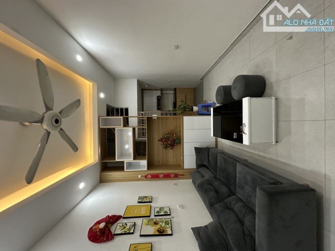 Bán Nhà Giáp Bát - Hoàng Mai, 10m Ra Phố, Đẹp Long Lanh, 24m2, vừa tiền 4,4 tỷ