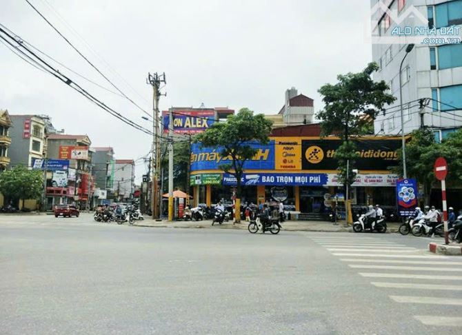 BÁN ĐẤT MẶT PHỐ TRẠM TRÔI – VỊ TRÍ KINH DOANH ĐỈNH – ĐƯỜNG CONGTENER TRÁNH – 99M2.