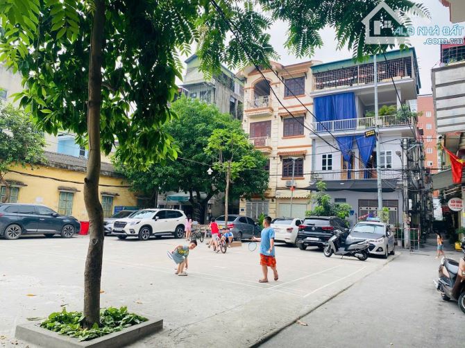 HÀNG HOT!! Duy nhất 01 căn nhà 3T-DT42m2 ở Ngô Quyền Hà Đông,mặt ngõ thông ra KDT Văn Khê